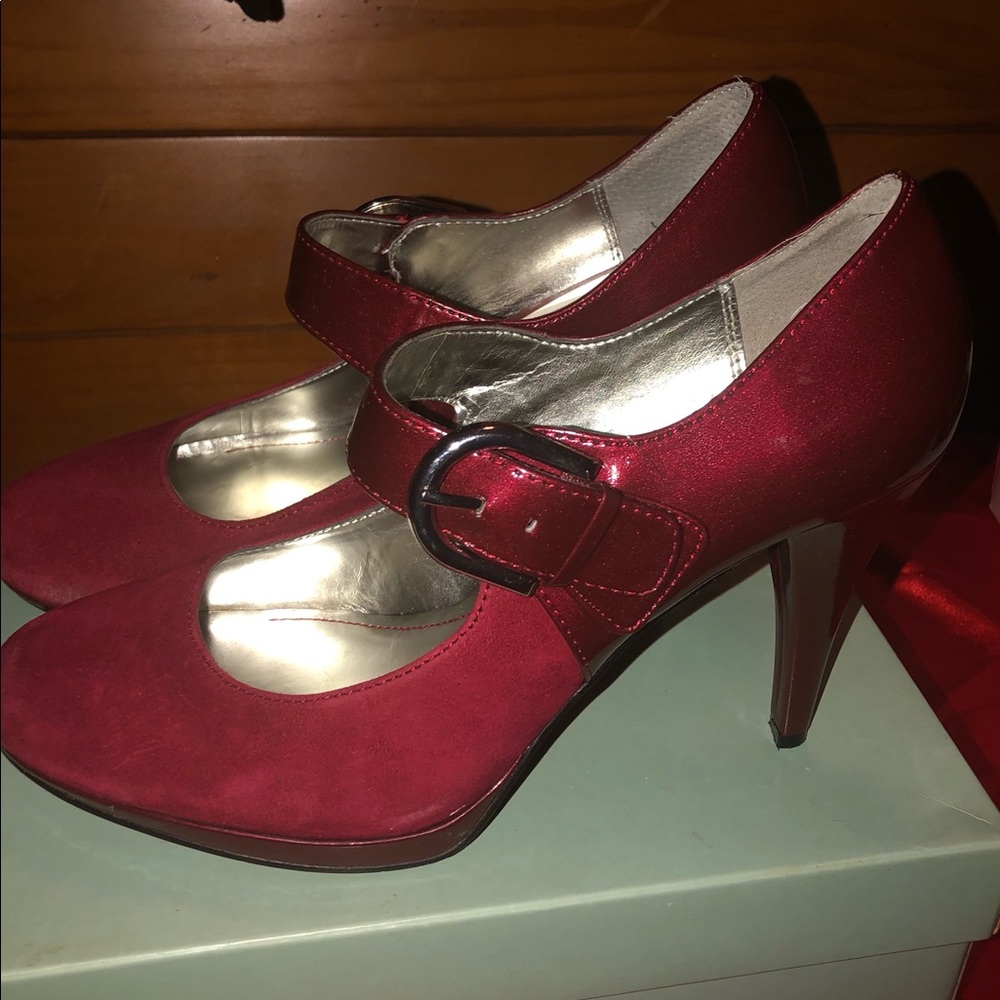 Mary Jane pump